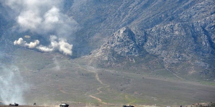 किर्गिजस्तान-ताजिकिस्तान सीमा झडपमा कम्तिमा ९४ जनाको मृत्यु