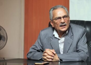 लोकतन्त्रको डुङ्गालाई प्वाल पार्नु चिन्ताजनकः बाबुराम भट्टराई