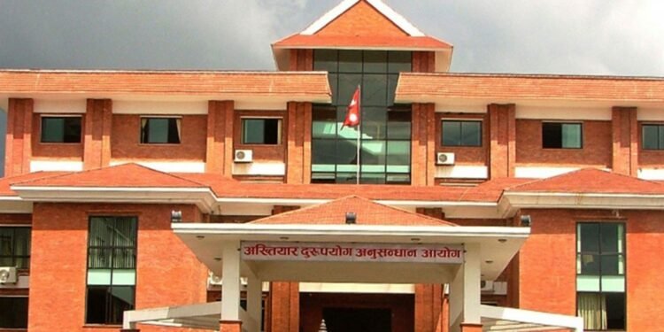 ३० हजार घुस लिने राजस्व कार्यालयका अधिकृतविरुद्ध भ्रष्टाचार मुद्दा