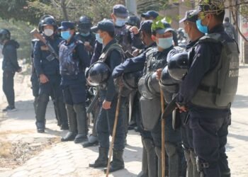 कर्मचारी तथा प्रहरीको अस्वाभाविक सरुवा