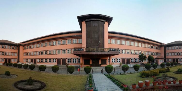 न्यायपालिकाले प्रधानन्यायाधीश कहिले पाउने ?