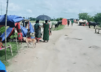 कैलालीका बाढीपीडित भन्छन्– ‘बाढीको दीर्घकालीन समस्या समाधान गर्नेलाई भोट दिन्छौँ’