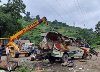 बाराको जितपुर  बस दुर्घटना हुँदा मृत्यु भएका १८ जनाकै सनाखत