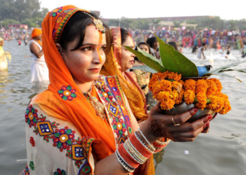 उदाउँदो सूर्यलाई अर्घ्य दिँदै छठ सम्पन्न