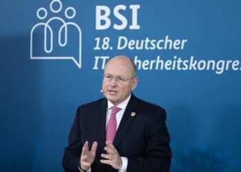 रुससँगको सम्बन्धलाई लिएर जर्मनीका साइबर सेक्युरिटी प्रमुख बर्खास्त