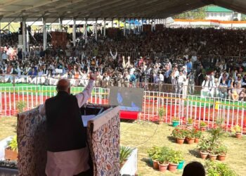 गृहमन्त्री अमित शाहसँगको सार्वजनिक जमघटमा १ लाखभन्दा बढी पहाडी हरू उपस्थित