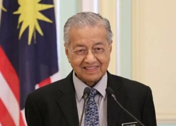 ९७ वर्षको उमेरमा फेरि चुनाव लड्दै महाथिर