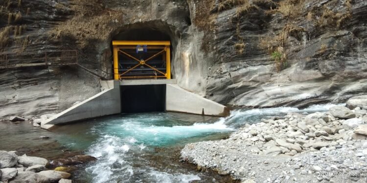 मेलम्चीको पानी काठमाडौं ल्याउन काम सुरु