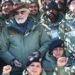 कारगिलमा सिपाहीहरूसँग गीत गाउँदै प्रधानमन्त्री मोदी