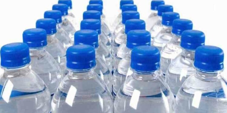 बोटलको पानीको मूल्य बढीमा १६ रुपैयाँ, जारको पानी ४७ रुपैयाँ
