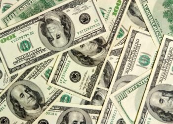 अमेरिकी डलर अझै बलियो बन्दै