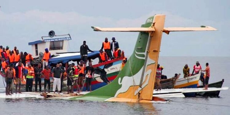 अफ्रिकाको सबैभन्दा ठूलो तालमा विमान खस्यो