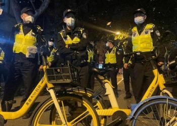 चीनमा कोभिड प्रतिबन्ध विरुद्धको प्रदर्शनमा प्रहरी दमन