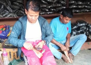 जुत्ता चप्पल सिलाएरै फेरिएको जयबहादुरको जीवनशैली