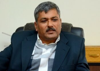 राष्ट्र बैंकको नीतिले अर्थतन्त्र सुधारोन्मुख : गभर्नर अधिकारी