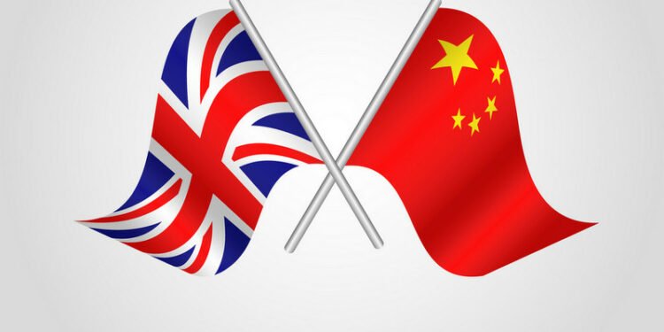 चीनद्वारा ६ बेलायती कूटनीतिज्ञलाई हटायो, हङकङका प्रदर्शनकारीलाई कुटपिट गरेको आरोप