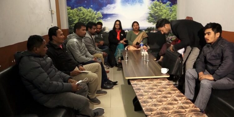 जेलमा रहेका नेता, कार्यकर्तालाई रिहा गरे नाउपा सरकारमा सहभागी हुन तयार