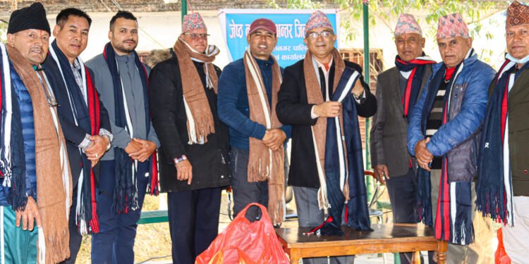 वडाका एक सय ज्येष्ठ नागरिक अन्तरजिल्ला भ्रमणमा