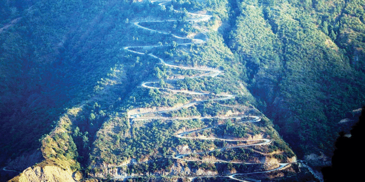 सेल्फीडाँडा बिर्साउने मालबासेको बीस घुम्ती सडक