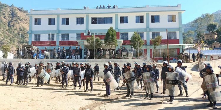 बाजुराः मतगणना अघि बढाउन एमालेलाई बोलाएर सर्वदलीय वैठक बस्दै