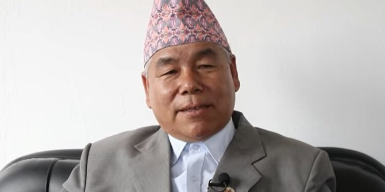 राष्ट्रपति बनाउने कुरा राजनीतिक पृष्ठभूमि बाहिरको सोच्न सकिदैन– देव गुरुङ