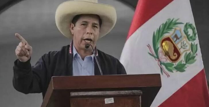 आफूविरुद्धको महाभियोग प्रस्ताव ‘राजनीतिक खेलको हिस्सा’ –राष्ट्रपति क्यास्टिलो