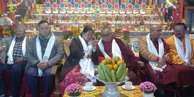 विश्व शान्तिको कामना गर्दै पोखरामा तोनाग घोसुम पूजा