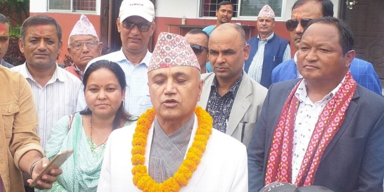 एमाले गण्डकी संसदीय दलको नेतामा अधिकारी