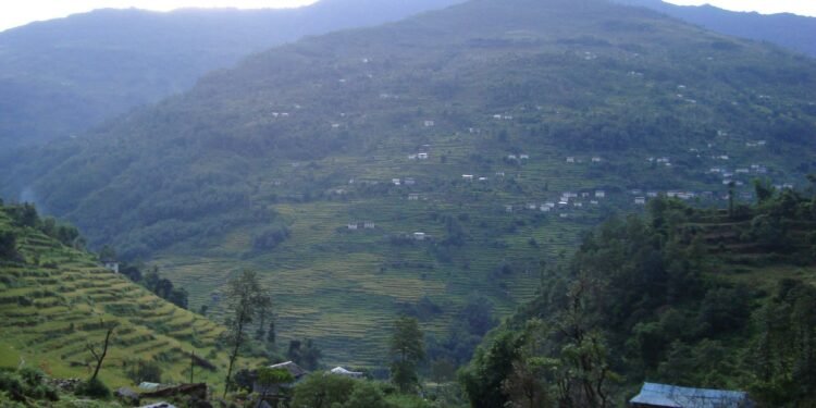 सोलुखुम्बुको लिखुपिकेका दीर्घरोगीलाई घरमै निःशुल्क औषधि