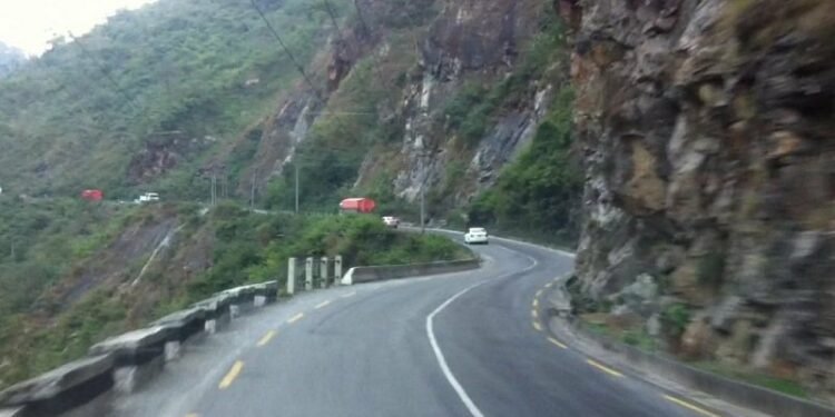 नारायणगढ–मुग्लिङ सडक आजदेखि दैनिक चार घण्टा बन्द