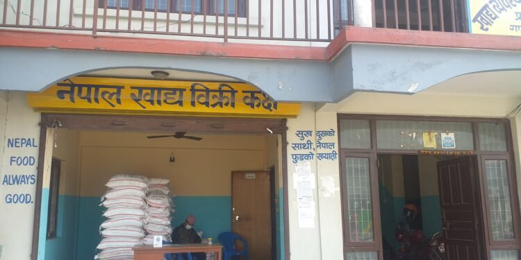 खाद्यको गोदाममा छैन जिरा मसिना चामल