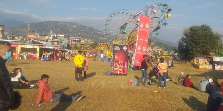 व्यापार मेलाको पिङबाट खसेकी अस्मिताको अवस्था गम्भीर