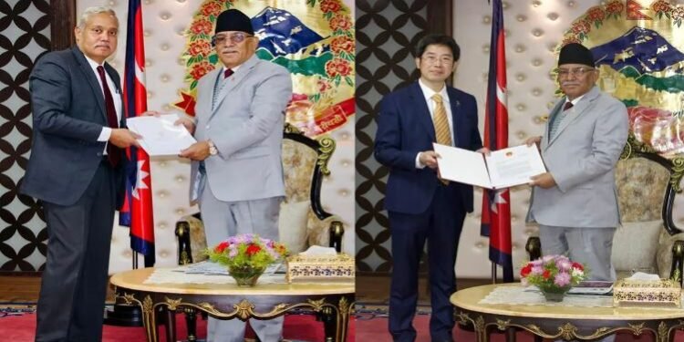 प्रचण्डलाई भारतीय र चिनियाँ प्रधानमन्त्रीले दिए एकै दिन बधाई