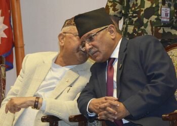 ओलीका दूतमार्फत प्रचण्डलाई प्रधानमन्त्रीको अफर