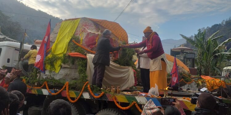 शिलाले जोडेको सम्बन्ध ः हिन्दू धर्मप्रतिको आस्था र धार्मिक पर्यटन वढ्ने अपेक्षा