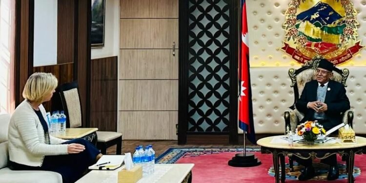 प्रधानमन्त्री दाहालसँग बेलायती राजदूतको भेटवार्ता