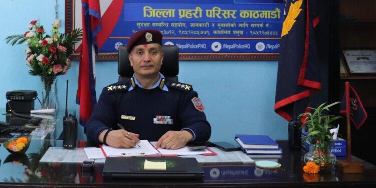 बोतल र जर्किनमा पेट्रोल बेचे कारबाही – प्रहरी