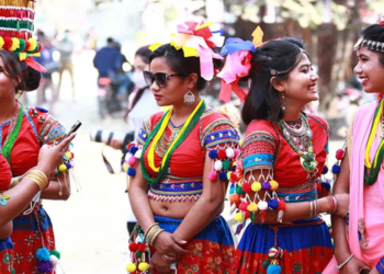 दाङमा थारुहरुको पर्व माघीको रौनक सुरु