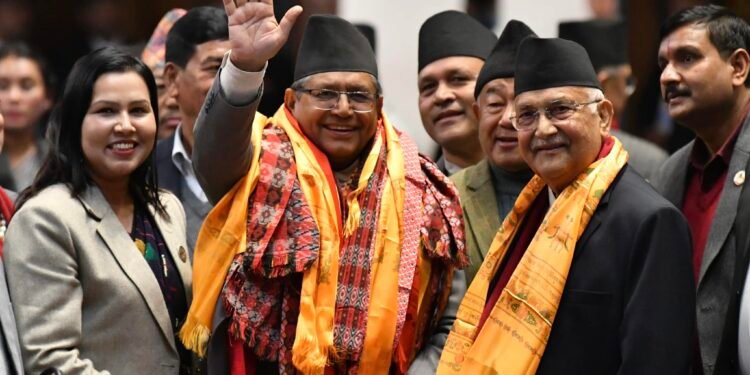 मुख्य समाचारः समामुखमा एमालेका घिमिरे निर्वाचित, राष्ट्रपतिका लागि नेताहरुको दौडधुप शुरु