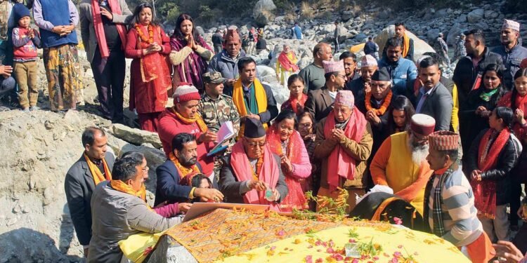 कालीगण्डकीको शिलाबाट अयोध्यामा रामको मूर्ति बन्दै