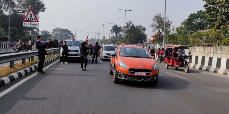 निर्माण सम्पन्न भएको डेढ वर्षपछि पूर्वीनाकामा ६ लेनको ‘मितेरी पुल’ सञ्चालन