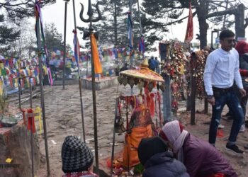 ‘लिफ्टिङ’ प्रविधिबाट पाथीभरा मन्दिरमा खानेपानी