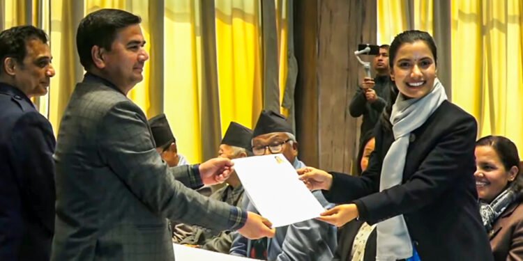 उपसभामुखका लागि इन्दिराद्वारा उम्मेदवारी दर्ता