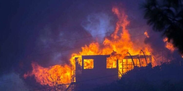 पाँचथरको फिदिममा आगलागीमा परि दुई महिलाको मृत्यु