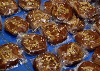 वार्षिक चार करोडको चाकु बिक्री