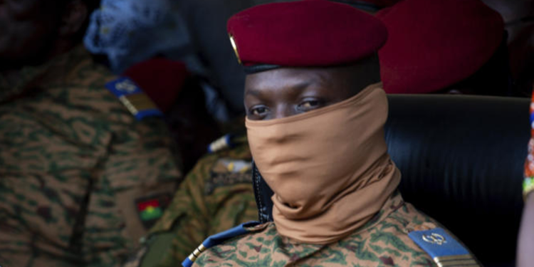 बुर्किना फासोले गर्यो फ्रान्सेली राजदूतलाई निष्काशन