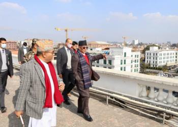 प्रधानमन्त्रीले गरे सिंहदरबारस्थित नयाँ संरचनाको अवलोकन