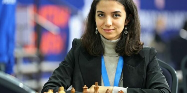 हिजाब नलगाई खेलेकी इरानी खेलाडीलाई स्वदेश नफर्किन धम्की