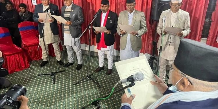 कर्णाली प्रदेशमा मन्त्रिपरिषद् गठन, नवनियुक्त मन्त्रीद्वारा शपथ ग्रहण