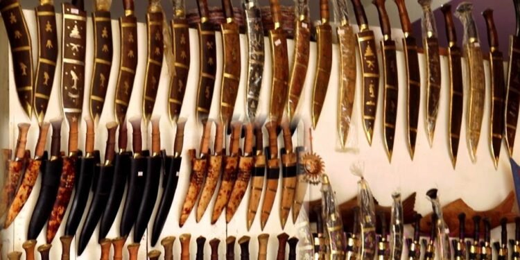 भोजपुरे खुकुरीः माग बढ्यो, कालीगढको अभाव